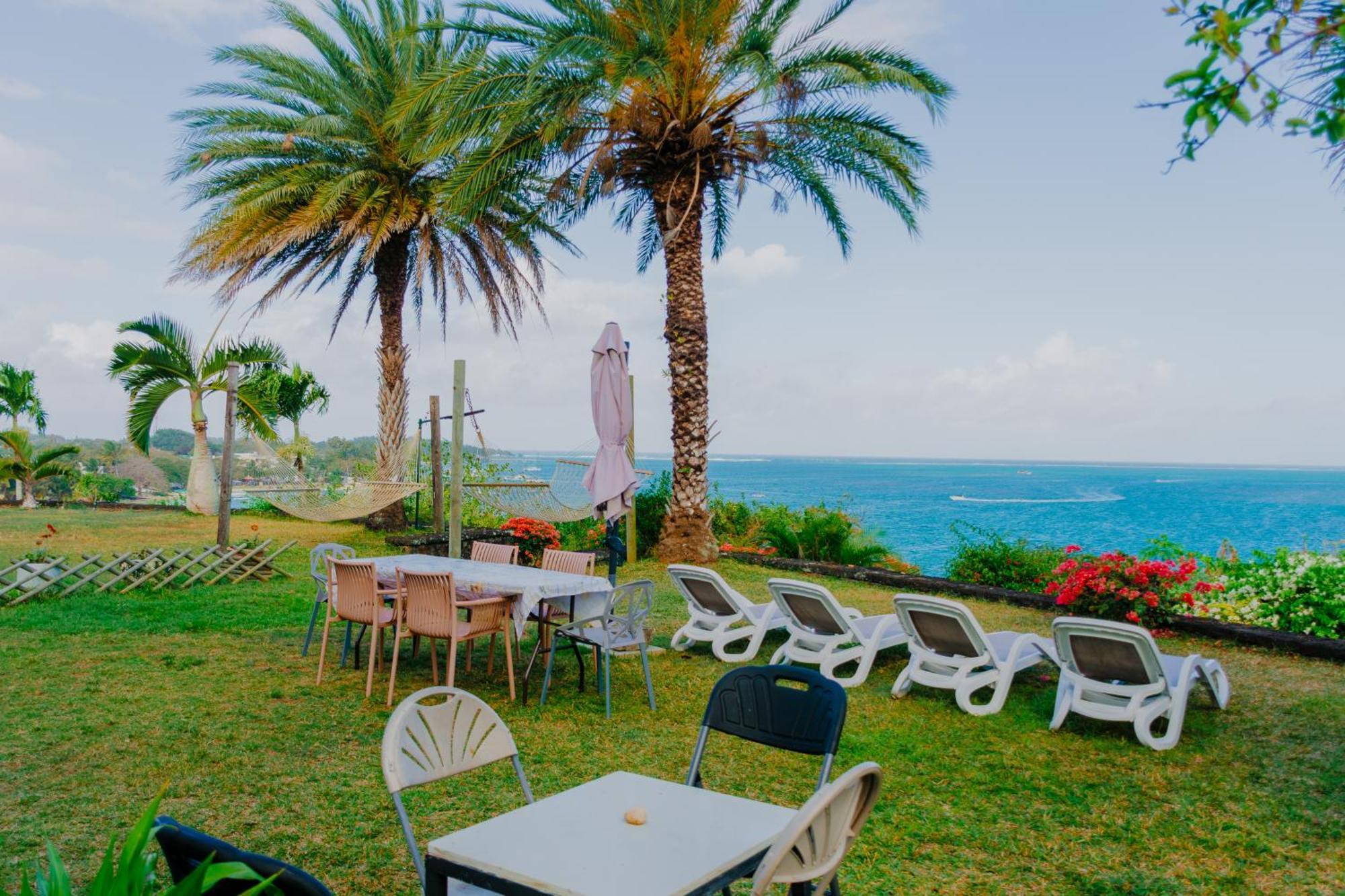 Boutique Villa On The Rocks With Stunning Sea Views, Infinity Pool & Private Sea Trou d'Eau Douce Exterior foto